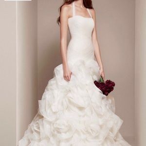 Vera Wang Wedding Gown